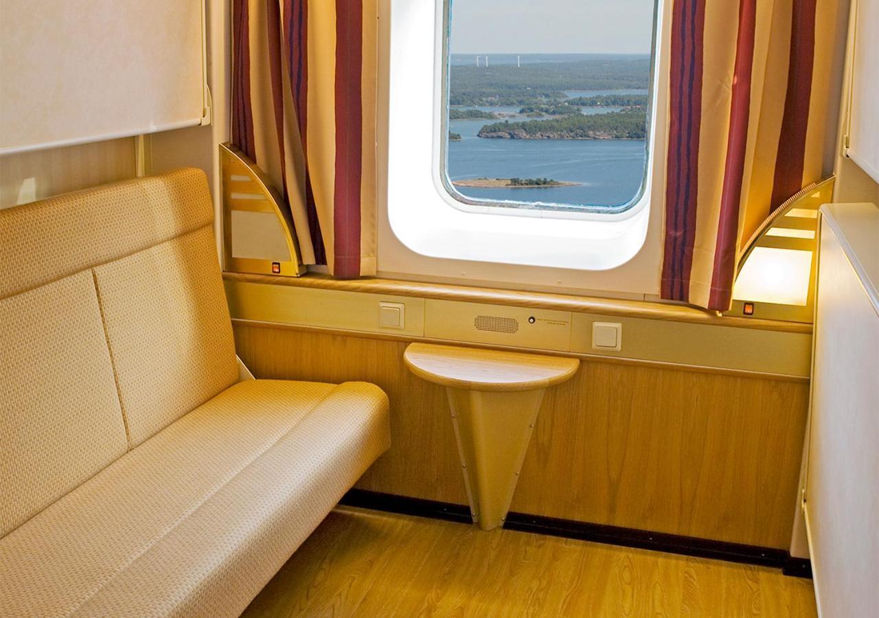Viking Line Ferry Viking Cinderella - One-Way Journey From Helsinki To Stockholm Hotel Стая снимка